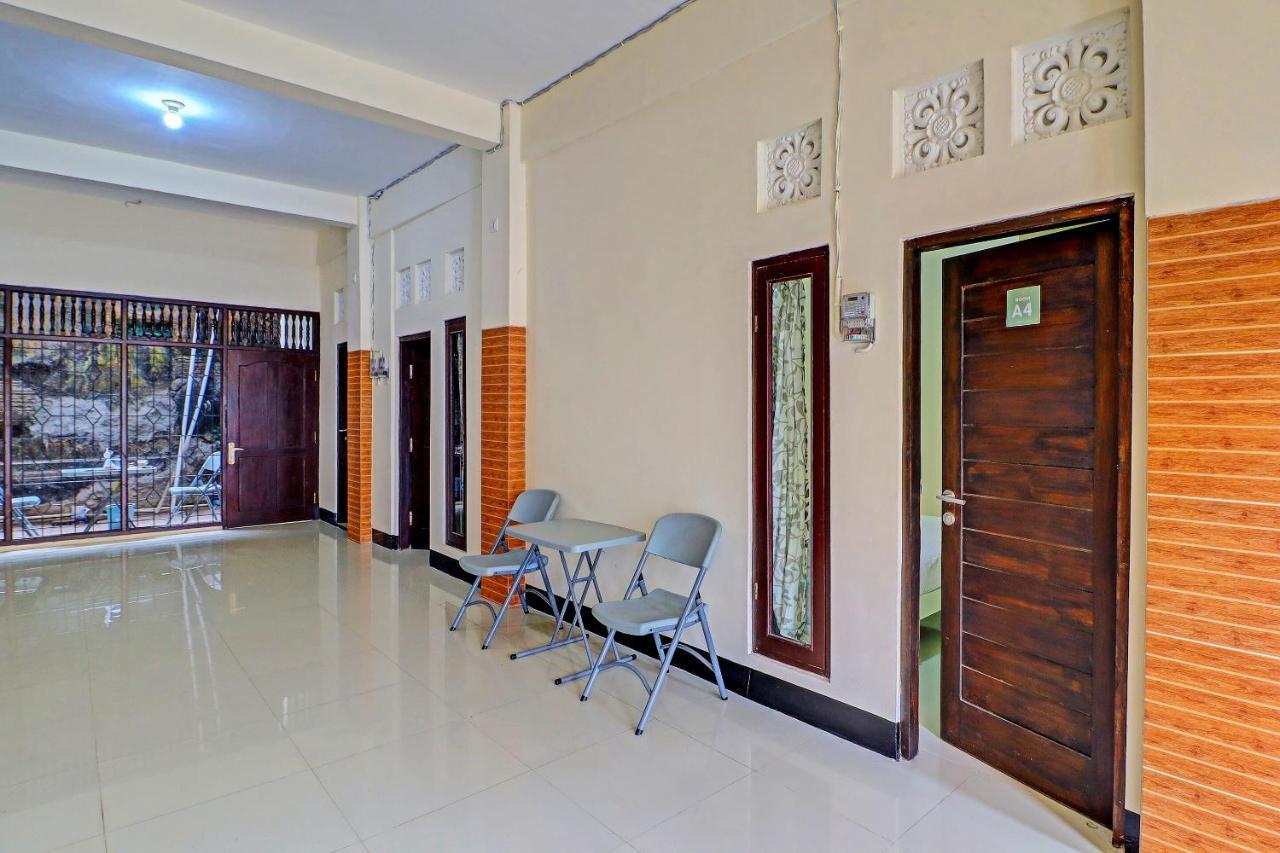 Oyo 91864 Holistic Stay Jimbaran Exterior foto