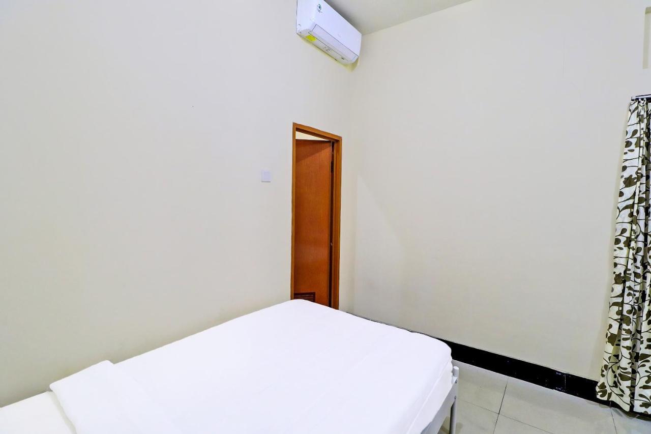 Oyo 91864 Holistic Stay Jimbaran Exterior foto