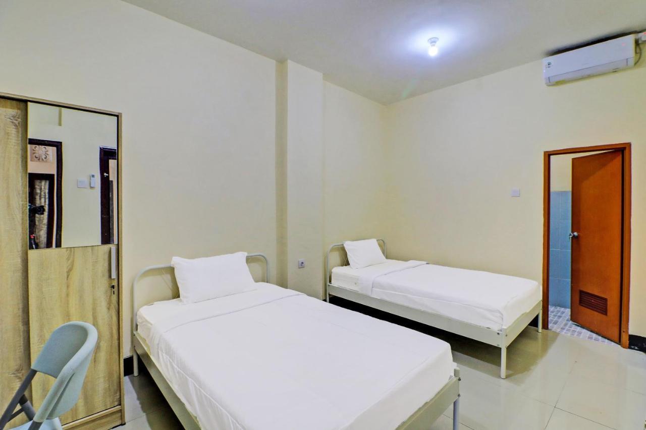 Oyo 91864 Holistic Stay Jimbaran Exterior foto